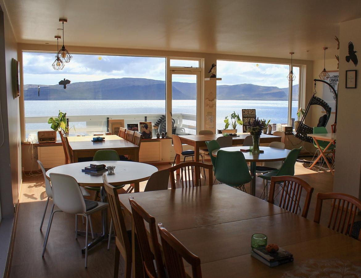 Guesthouse Stekkabol Patreksfjordur エクステリア 写真