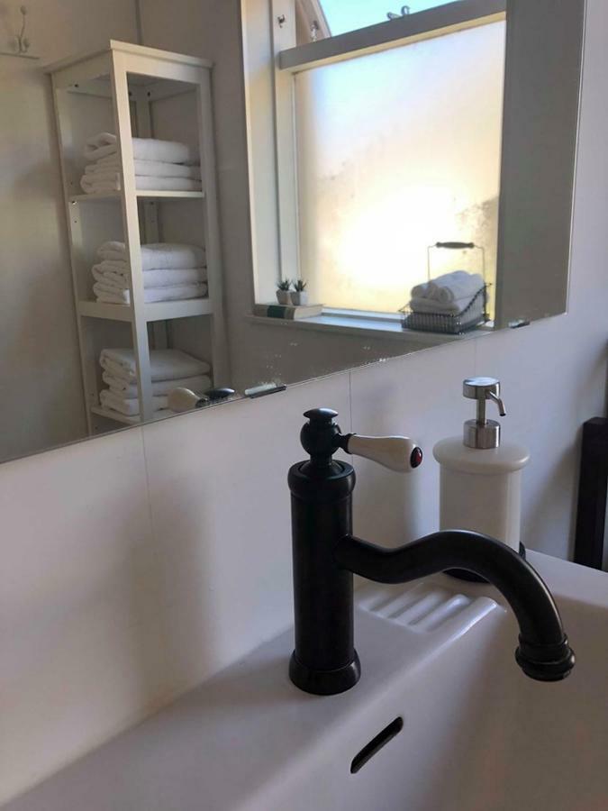 Guesthouse Stekkabol Patreksfjordur エクステリア 写真